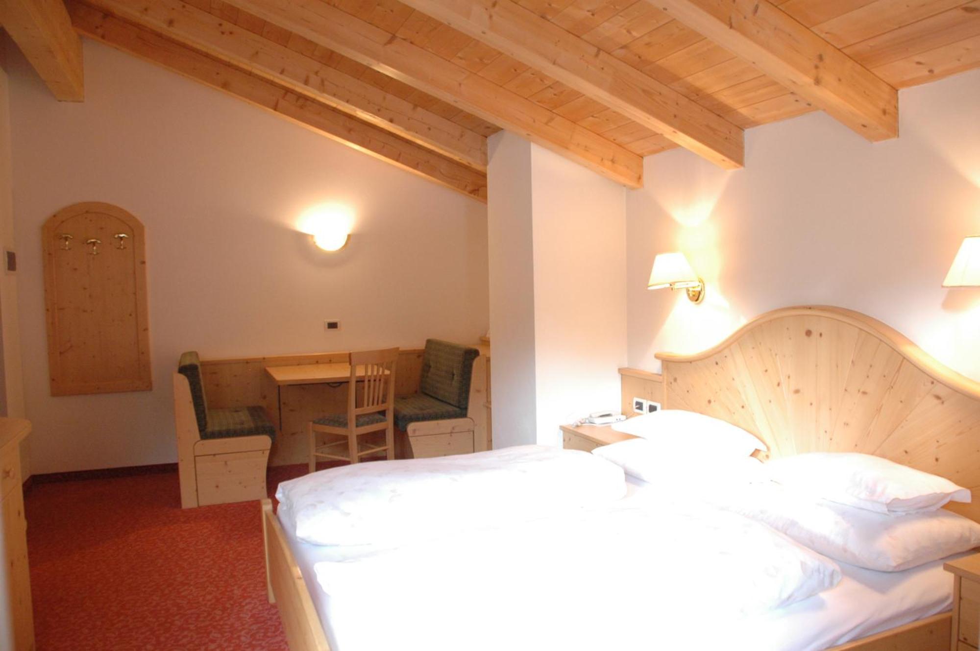 Hotel Falzares San Cassiano  Ngoại thất bức ảnh