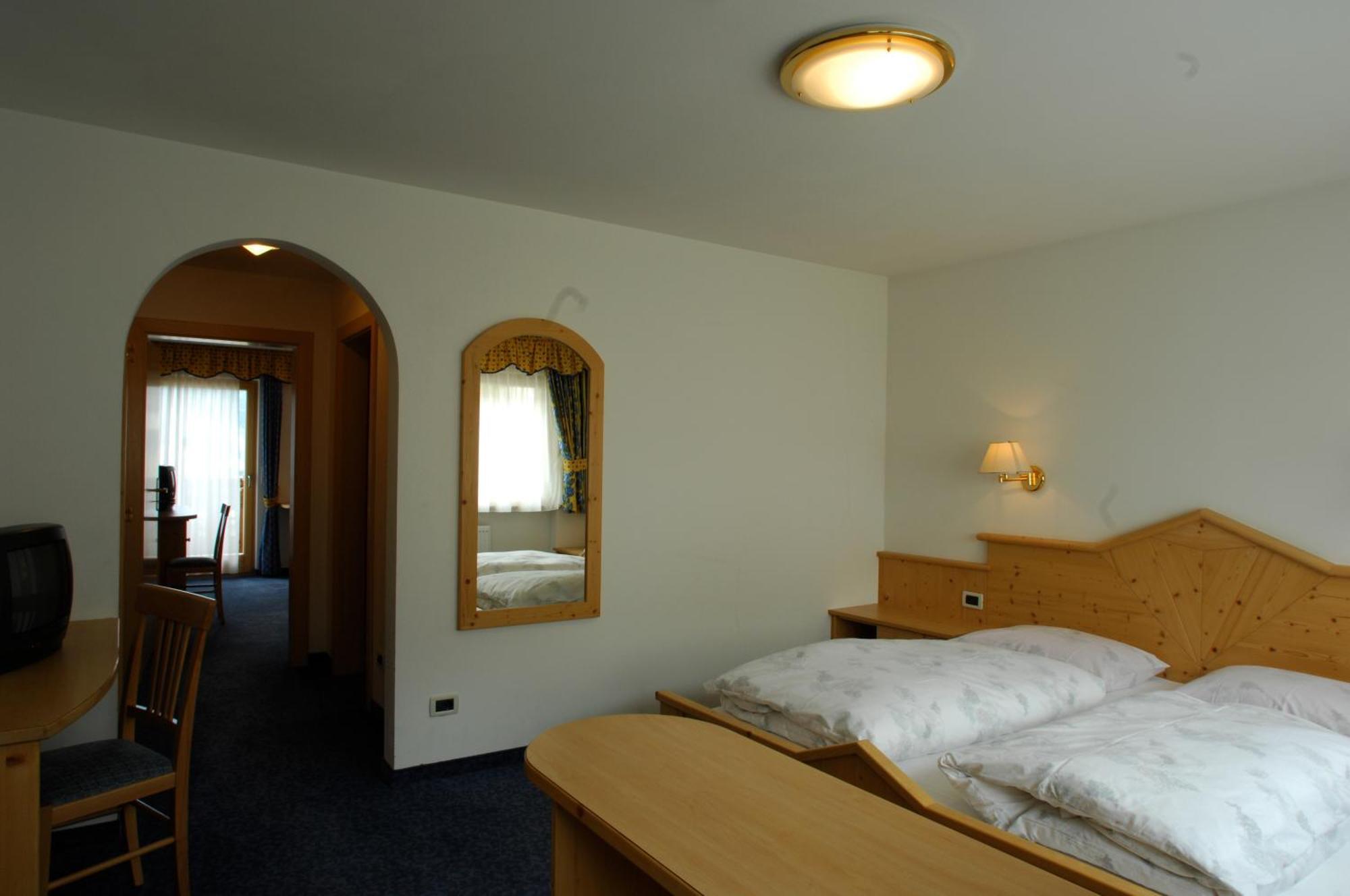 Hotel Falzares San Cassiano  Ngoại thất bức ảnh